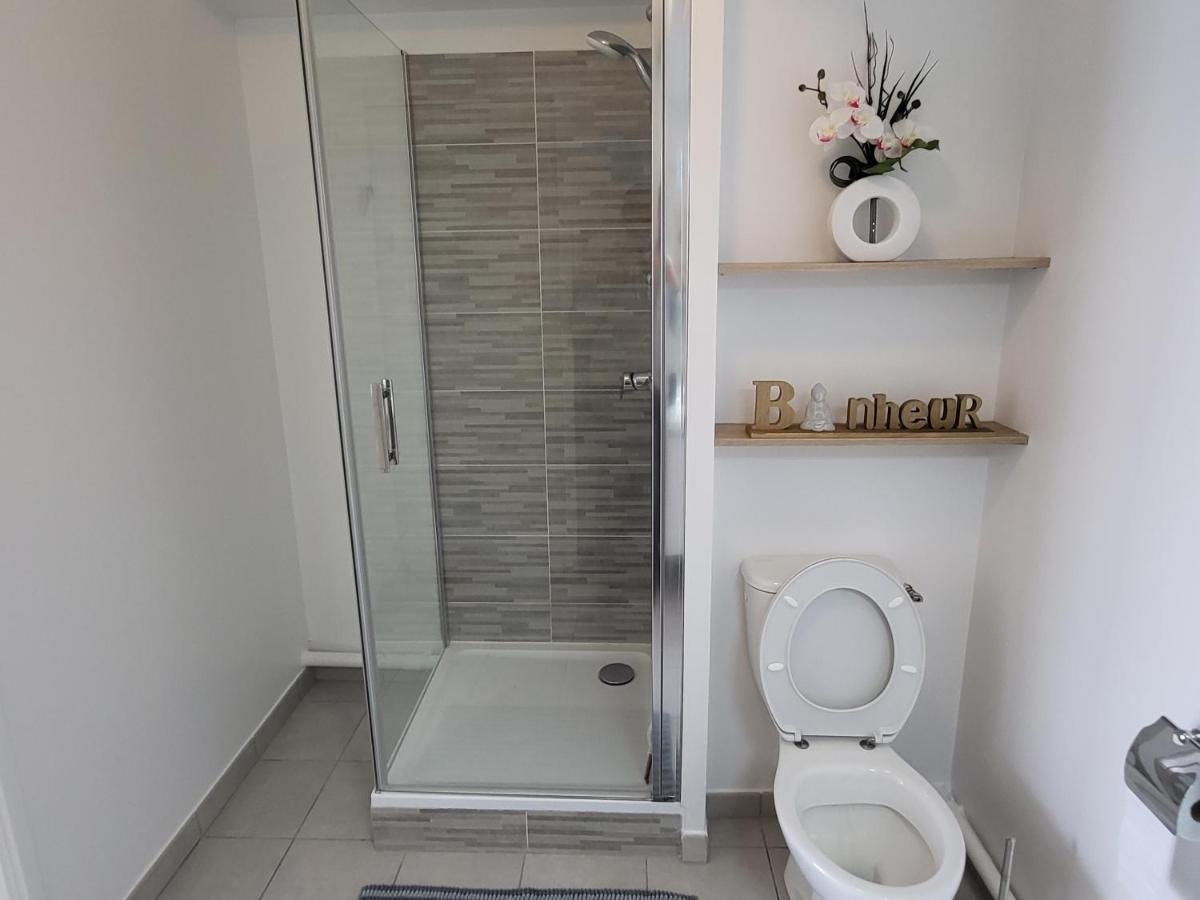 Apartamento Studio Cosy A 5 Minutes De Disneyland Paris Chalifert Exterior foto