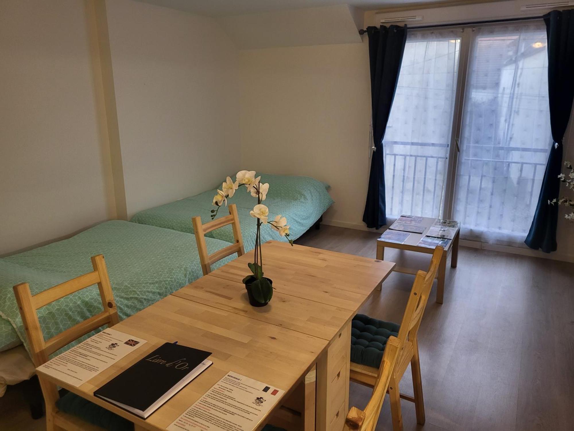 Apartamento Studio Cosy A 5 Minutes De Disneyland Paris Chalifert Exterior foto